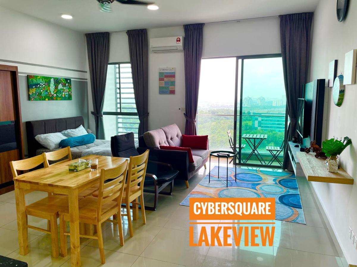 Cybersquare Lakeview With Netflix And Disney Hotstar Cyberjaya Exteriör bild