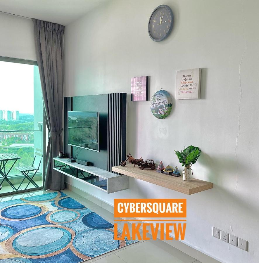 Cybersquare Lakeview With Netflix And Disney Hotstar Cyberjaya Exteriör bild