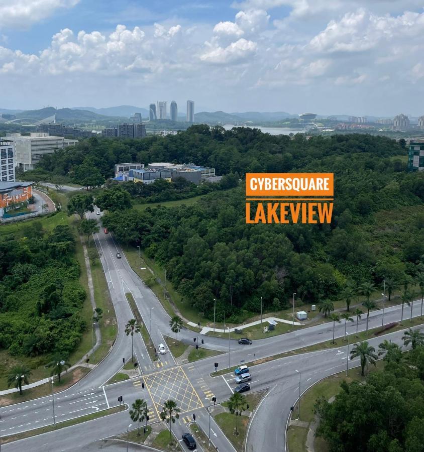 Cybersquare Lakeview With Netflix And Disney Hotstar Cyberjaya Exteriör bild